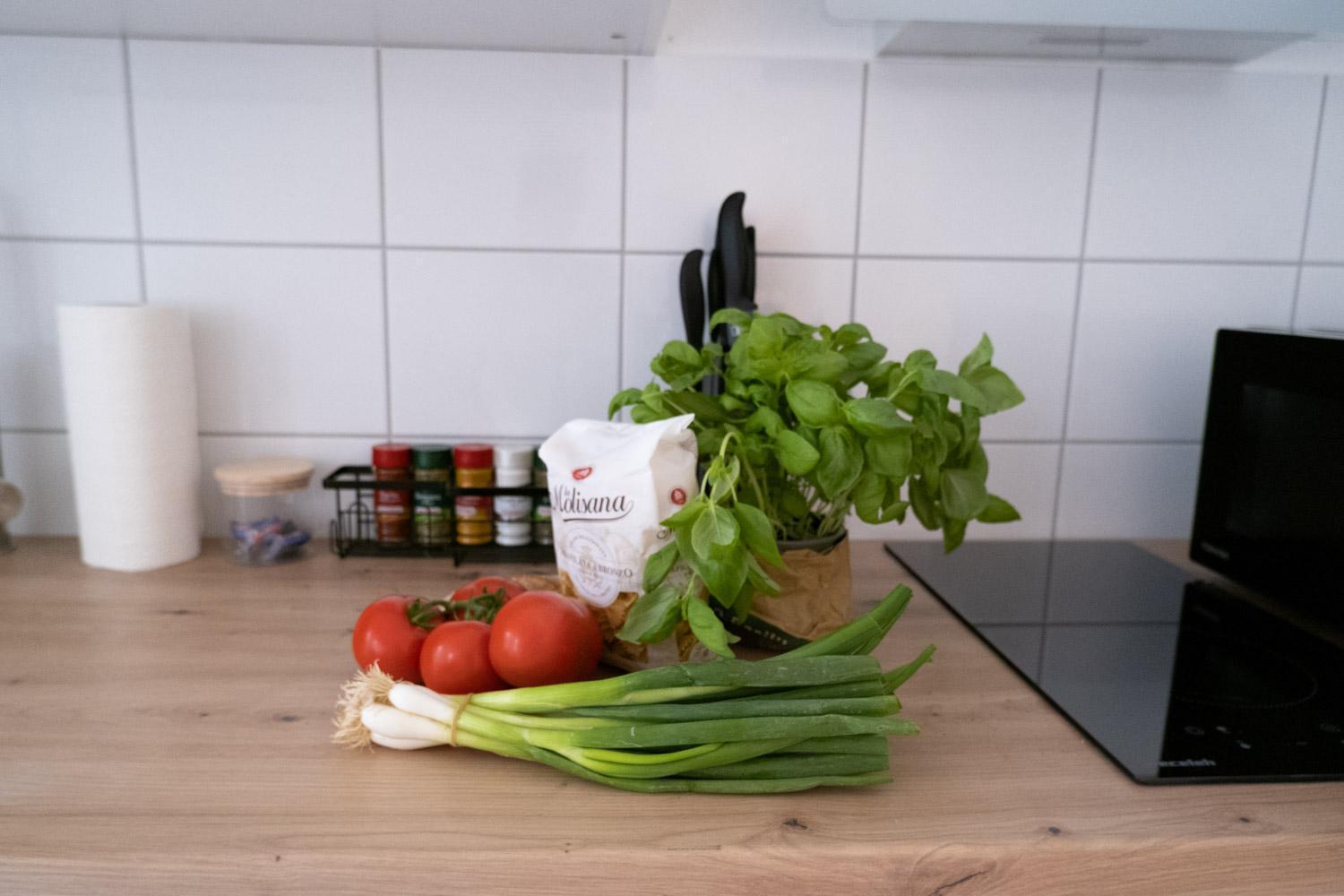Bella Casa - Business&Family - 2 Zimmer Direkt Neben Schloss, Parkplatz, Smarttv, Netflix, Waschmaschine, 24H Checkin, 71Qm, Kingsizebett, Hotelbettwaesche Ludwigsburg Exterior photo